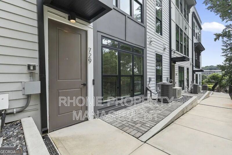 729 Eloise Way Se - Photo 2 of 22
