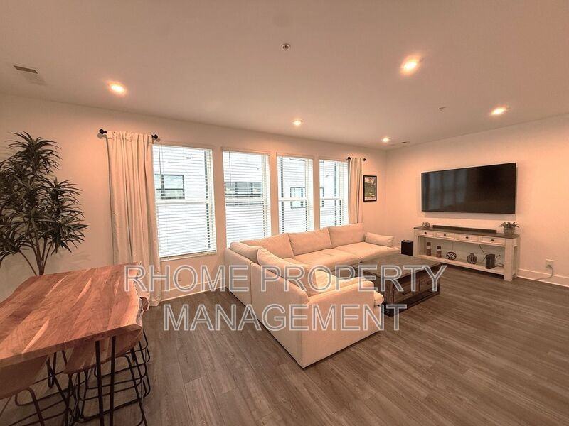 729 Eloise Way Se - Photo 5 of 22