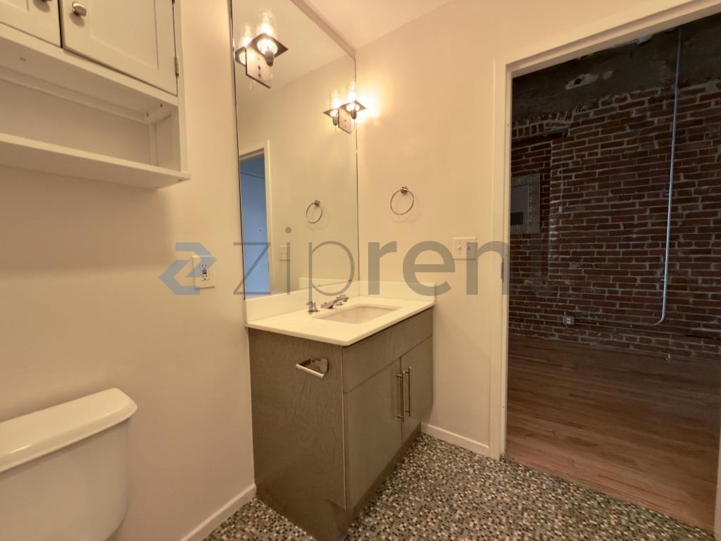 500 Molino St #208 - Photo 7 of 18