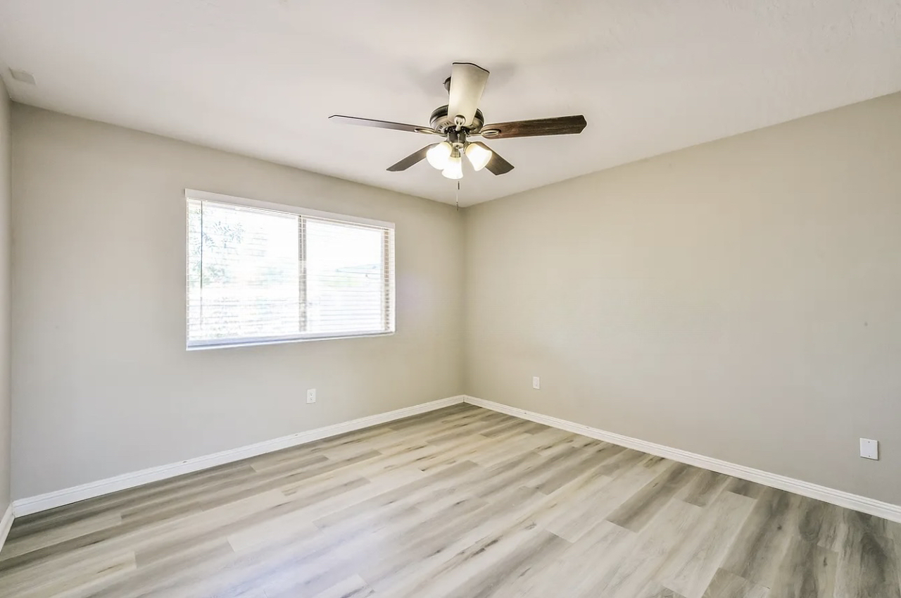 836 S Revolta Cir - Photo 6 of 7