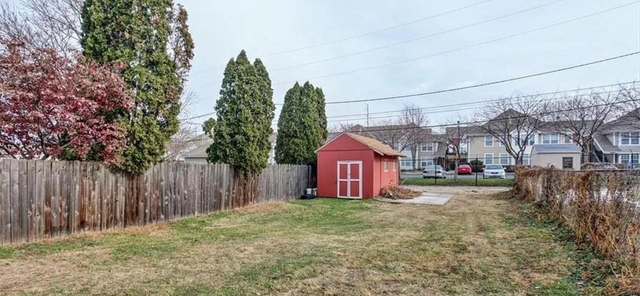 2629 Campbell St - Photo 3 of 17