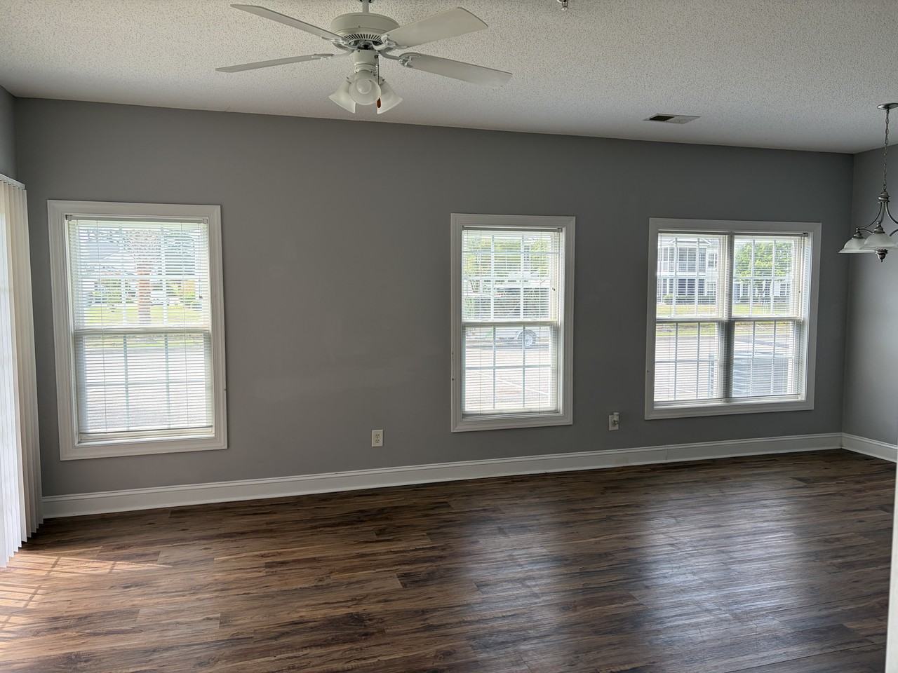 5034 Belleglen Ct #102 - Photo 5 of 18
