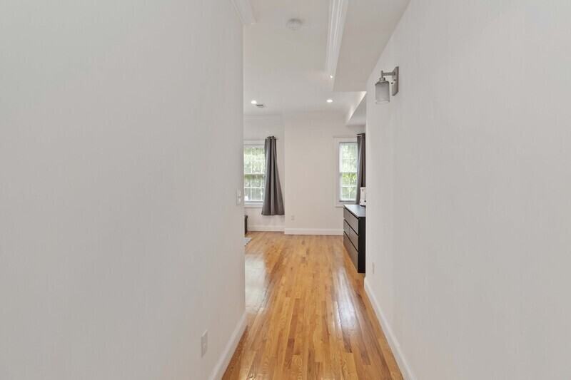 14 Elmer St #2B - Photo 4 of 12