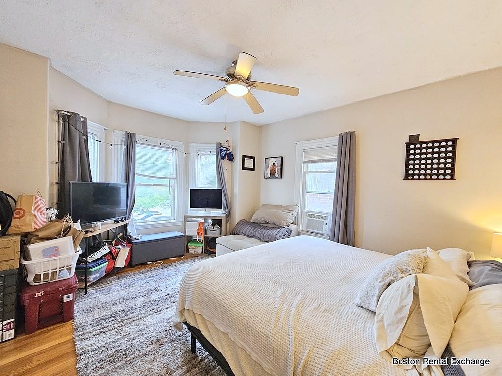 18 Mansfield St #2 - Photo 6 of 16