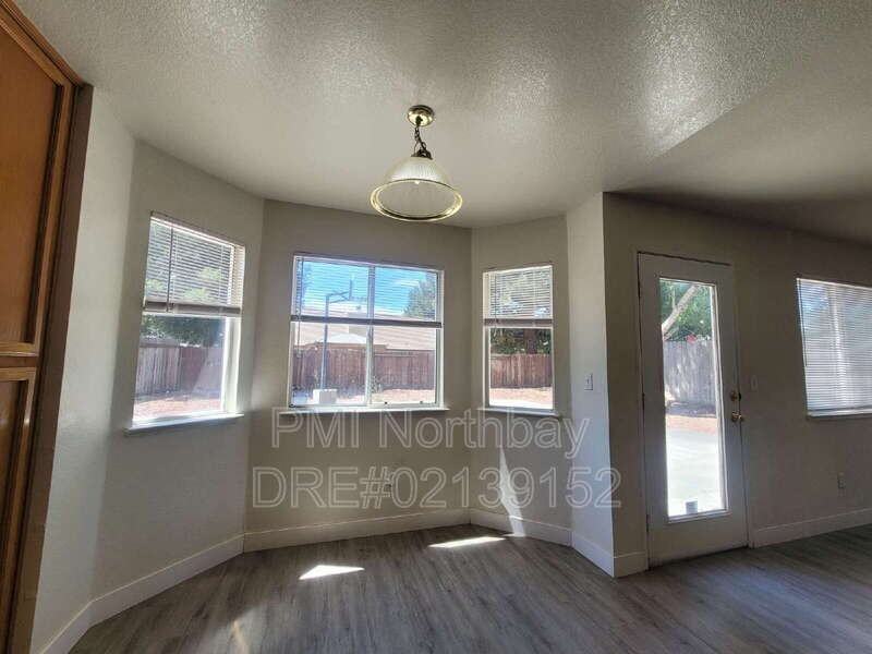 937 Iron Dr - Photo 4 of 21