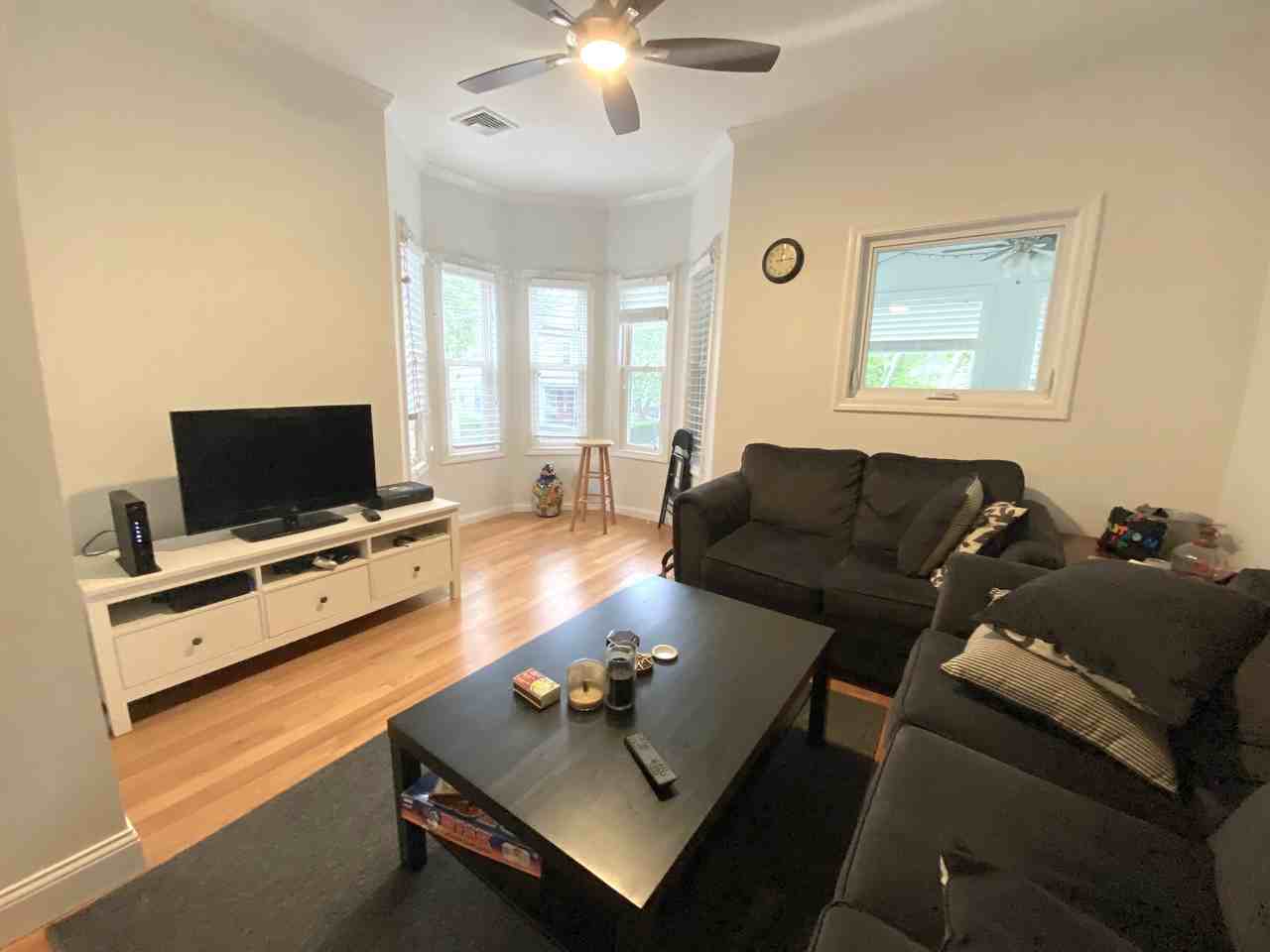 16 Watson St #2 - Photo 4 of 36