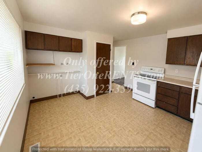 2936 S Adams St #2936 - Photo 3 of 7