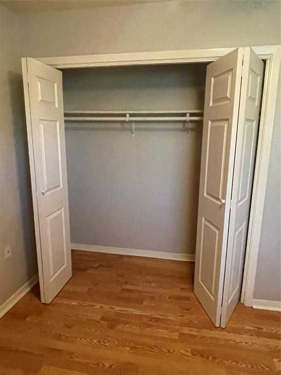 2304 Barton Village Cir #104 - Photo 6 of 10