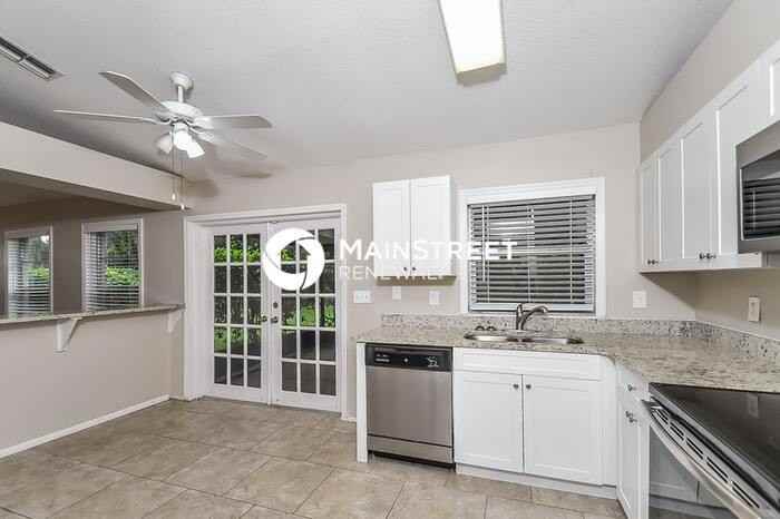 12104 Fruitwood Dr - Photo 7 of 16
