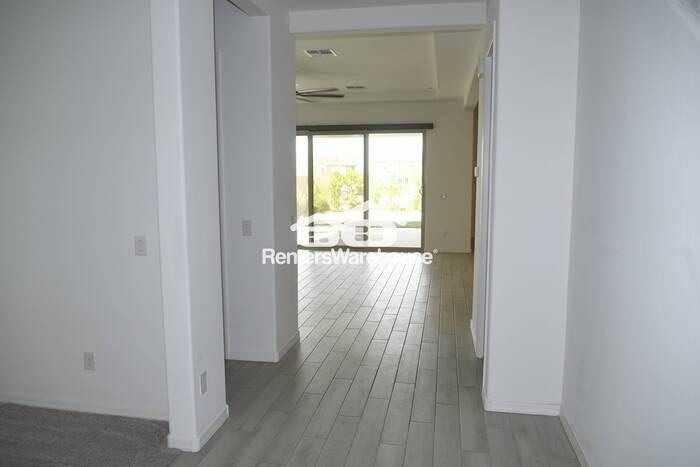 2700 N 216th Ave - Photo 3 of 24