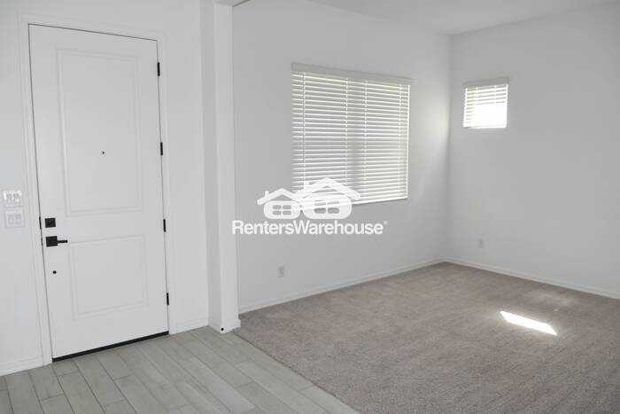 2700 N 216th Ave - Photo 4 of 24