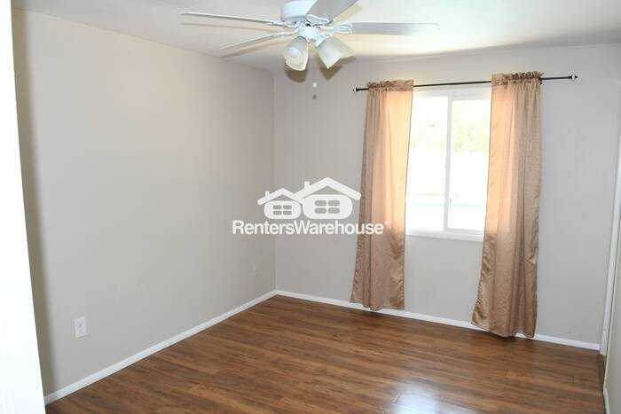 1550 W Pershing Ave - Photo 3 of 12