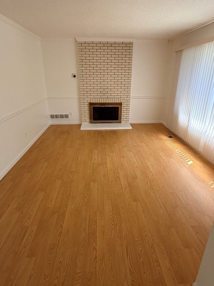 6789 Larson Ave - Photo 6 of 22