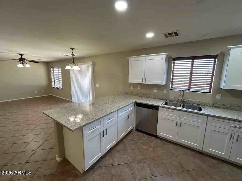 6707 W Desert Ln Way - Photo 2 of 12