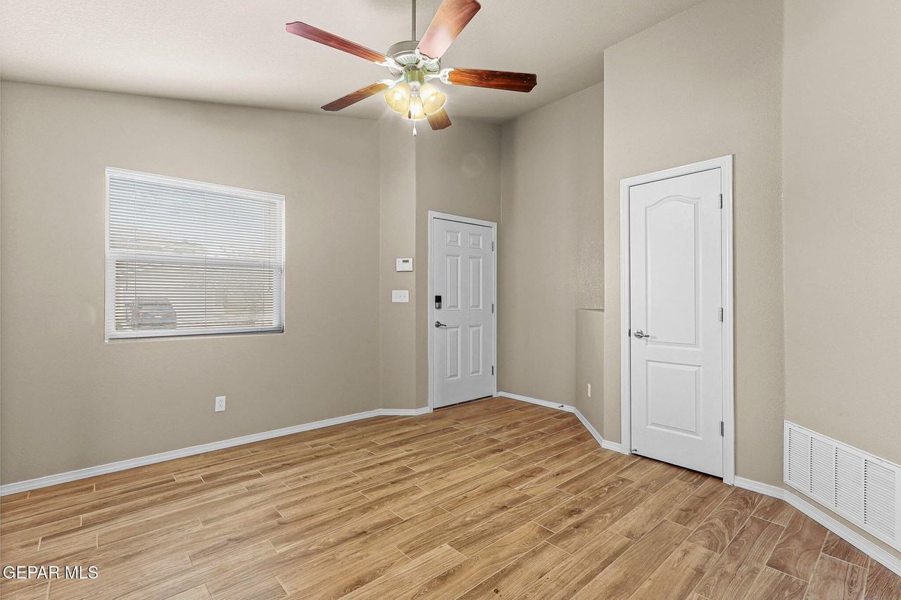 7224 Dust Storm Ln - Photo 5 of 49