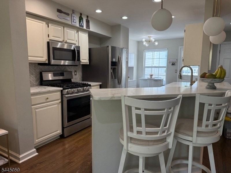 1602 Appleton Way - Photo 3 of 23