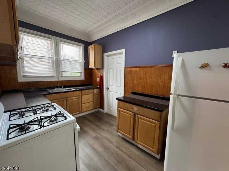 52 Washington St #2 - Photo 2 of 18