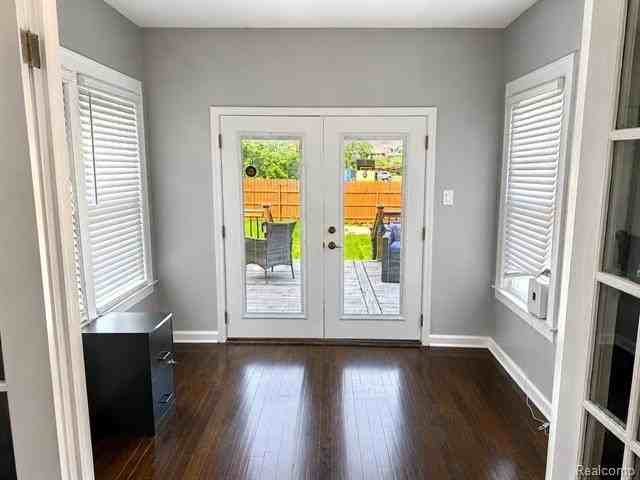 7336 Kipling St - Photo 5 of 6