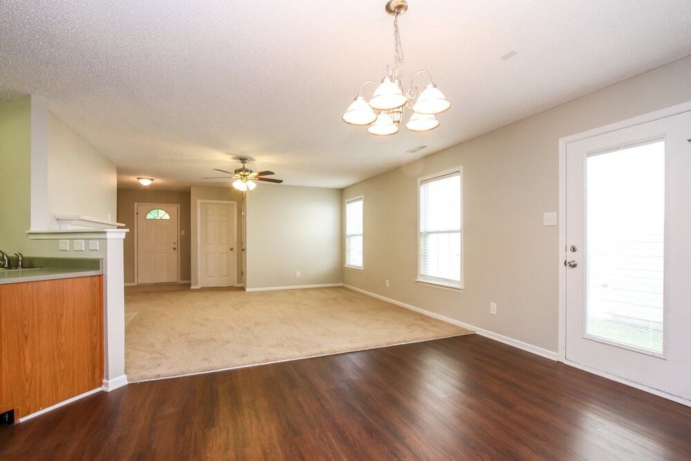14384 Black Farm Dr - Photo 4 of 20