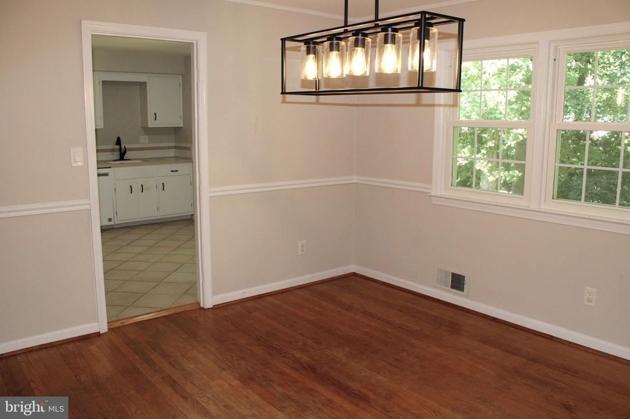 3606 Barkley Dr - Photo 7 of 42