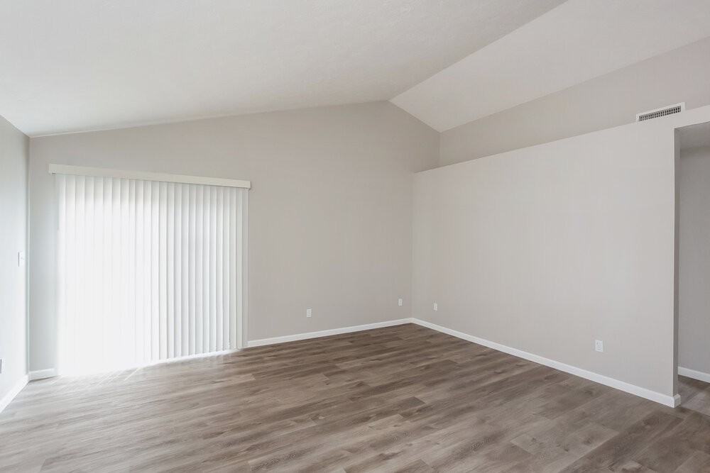 11541 Glenn Abbey Ln - Photo 4 of 16