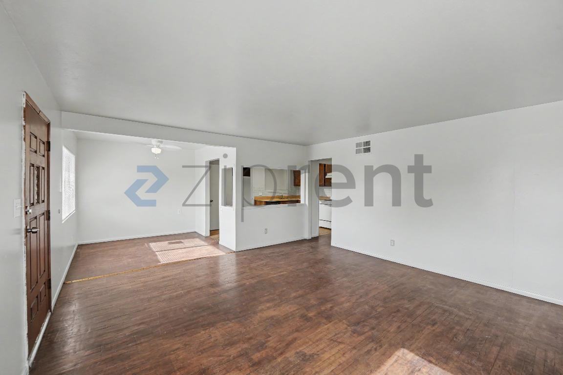 44302 Kirkland Ave - Photo 6 of 25