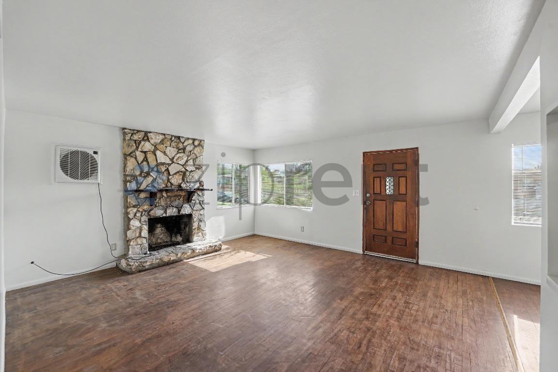 44302 Kirkland Ave - Photo 7 of 25