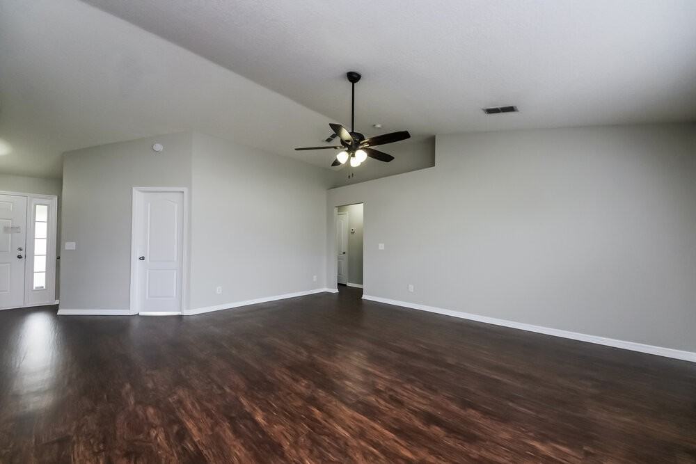 3623 Doe Run Dr - Photo 4 of 15