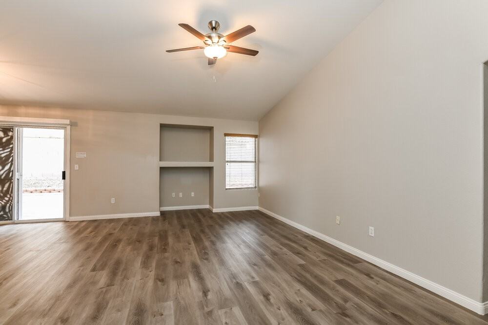 1113 Nordyke Ave - Photo 3 of 16