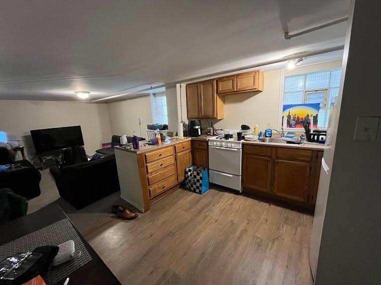 5126 W Cullom Ave #G - Photo 3 of 10