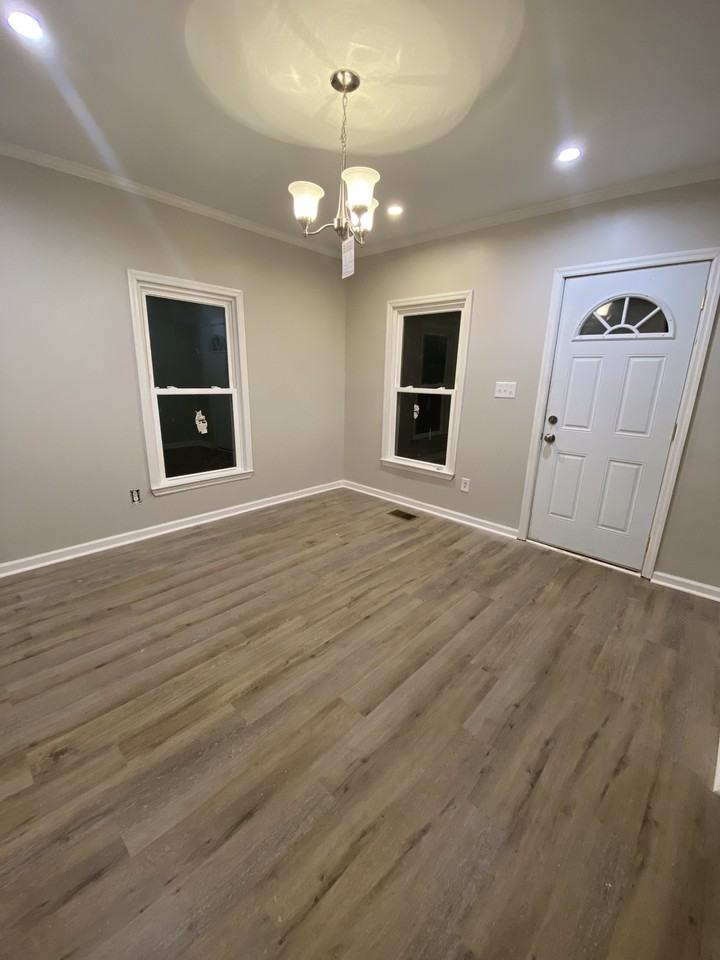 135 Mill Rd - Photo 6 of 6