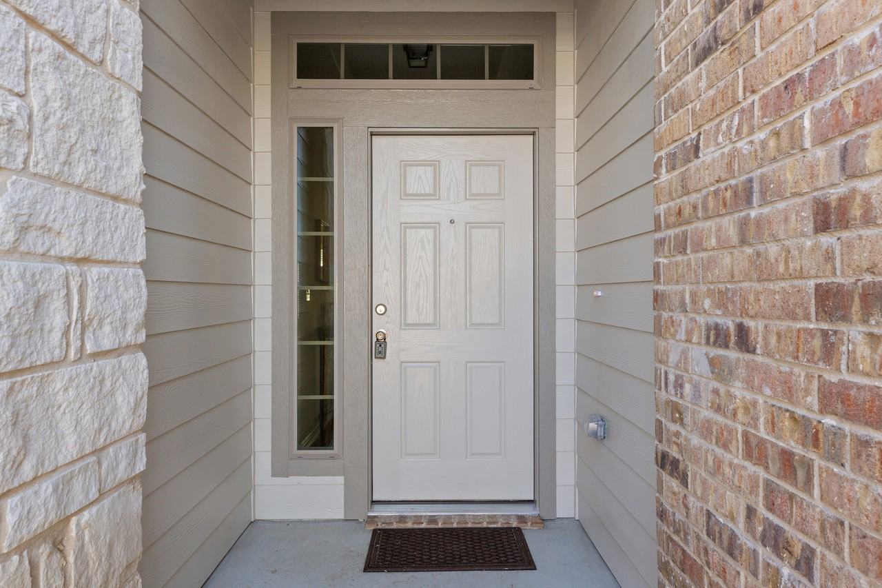 619 Parkfield Ln - Photo 5 of 22
