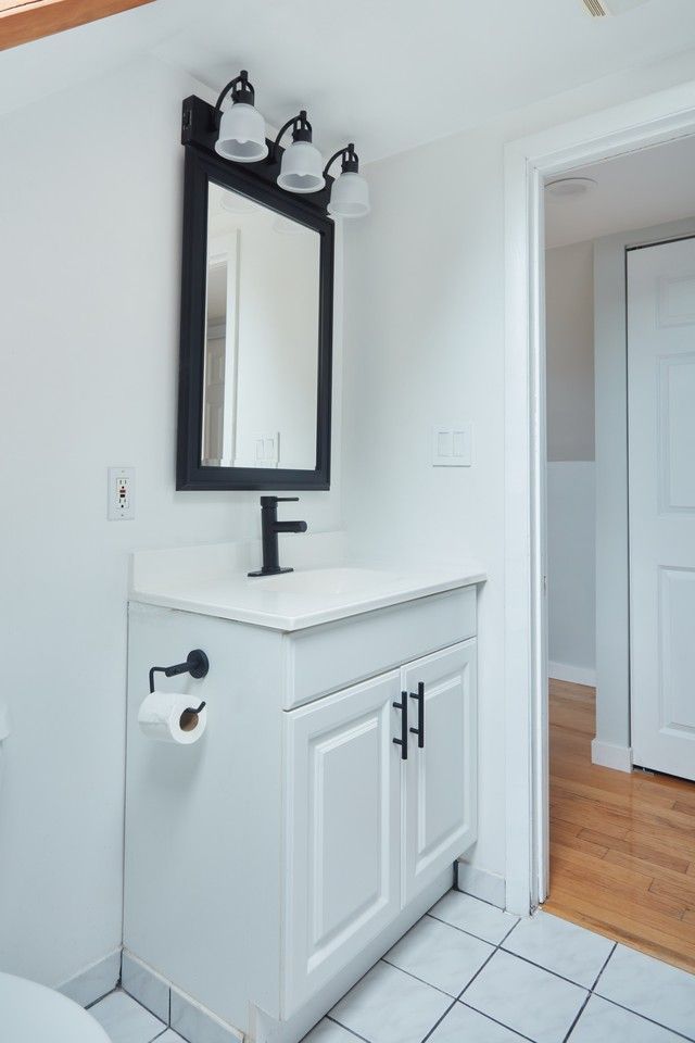 5131 W Grace St #3 - Photo 7 of 12