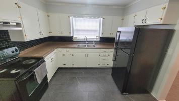 featured image of 304 N 12th St #2