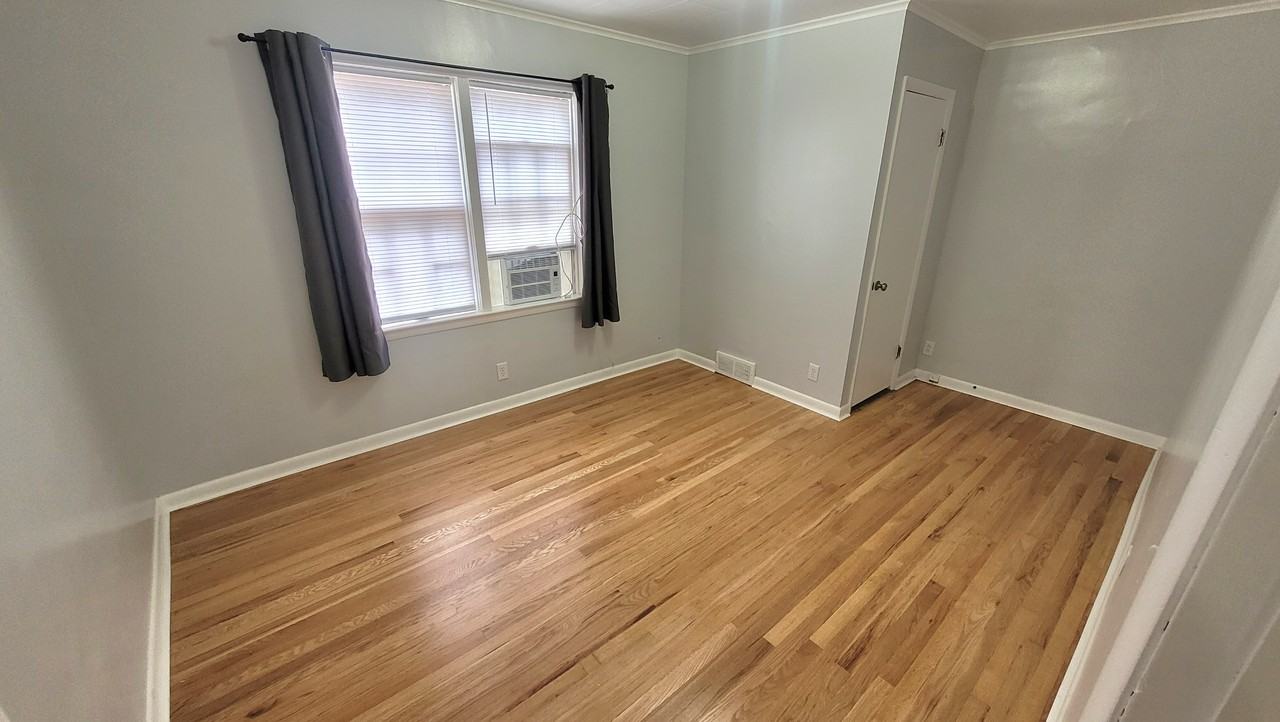 304 N 12th St #2 - Photo 7 of 17