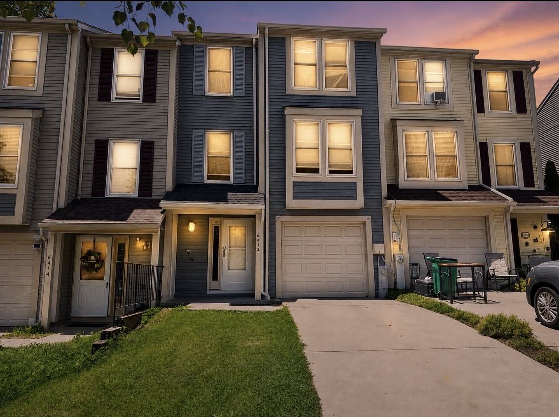 6412 Autumn Gold Ct - Photo 2 of 21