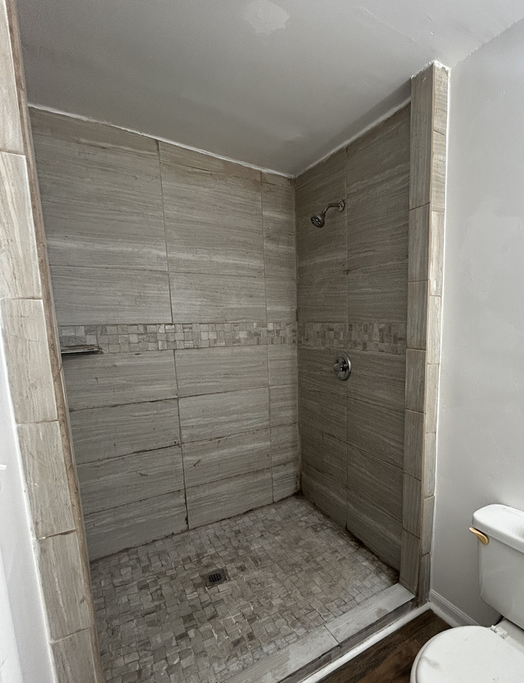 5300 Avenue I - Photo 2 of 4