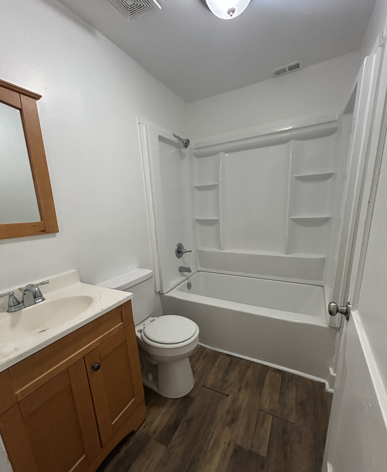 5300 Avenue I - Photo 3 of 4