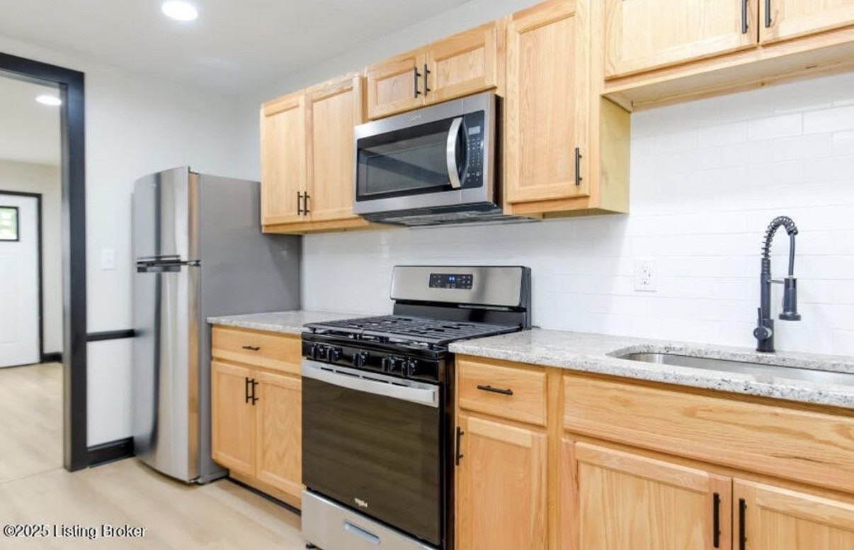 9203 Wilson Ave - Photo 7 of 15