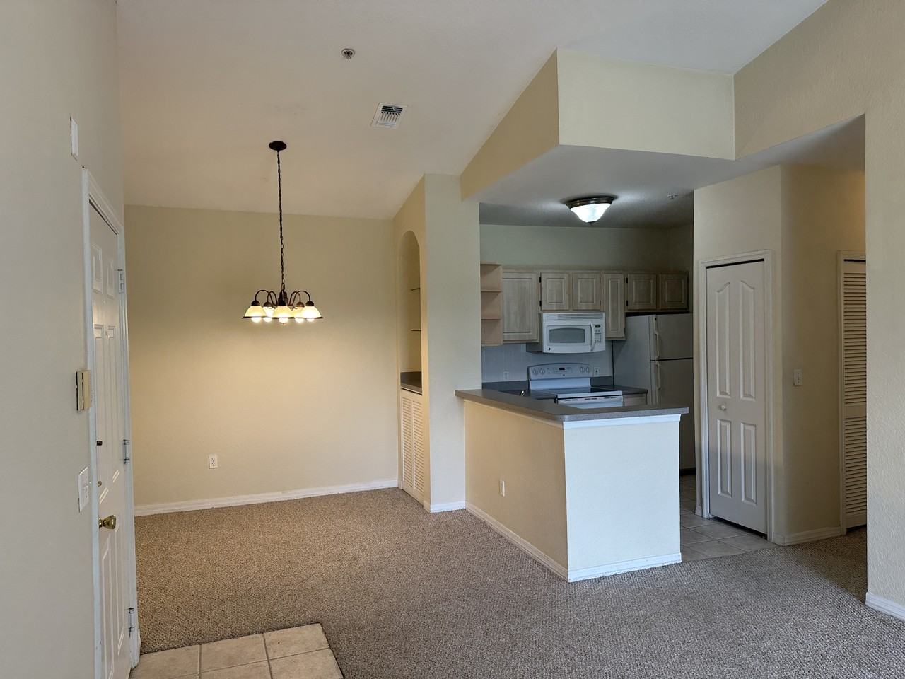 5703 Legacy Crescent Pl - Photo 5 of 10