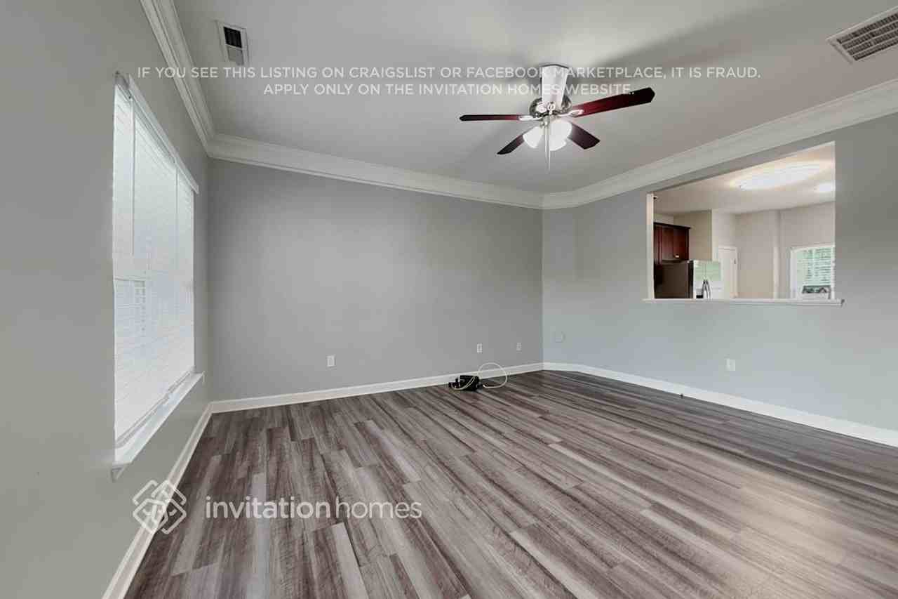 940 Sundance Dr - Photo 4 of 19