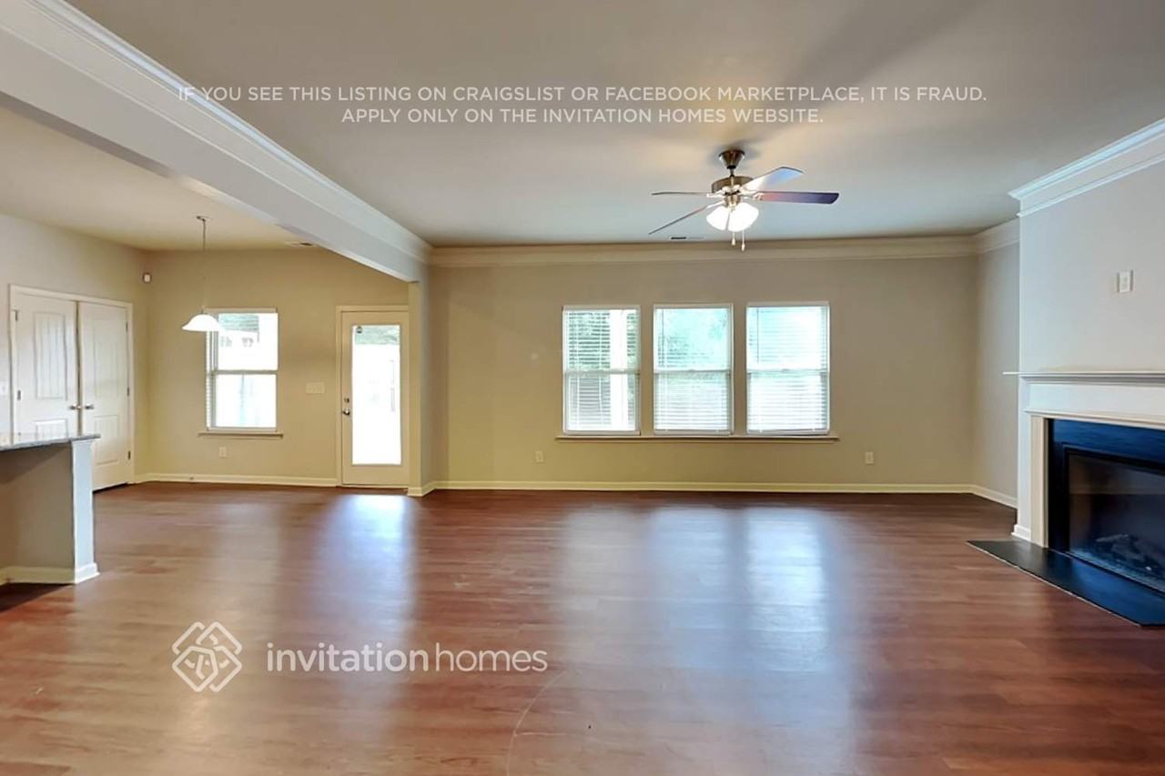 224 Sableshire Way - Photo 4 of 19