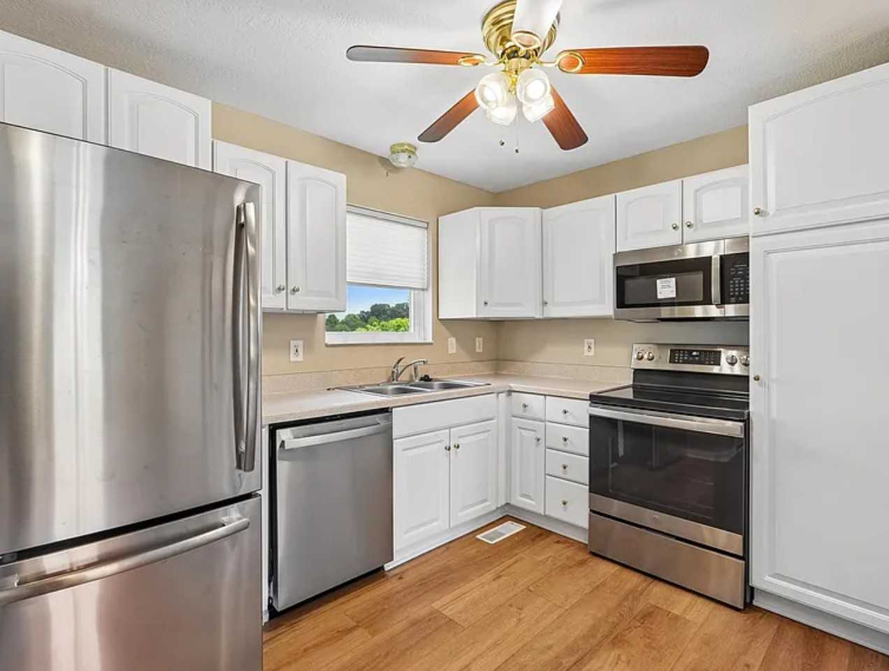 479 Oak Drive - Photo 5 of 15