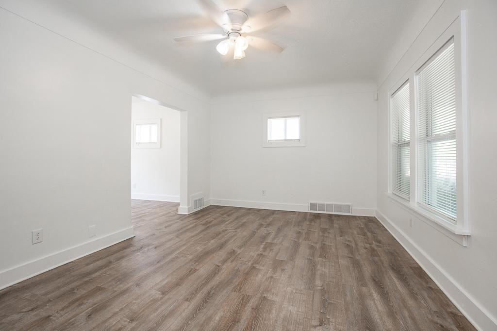 1224 E 175th St - Photo 3 of 16