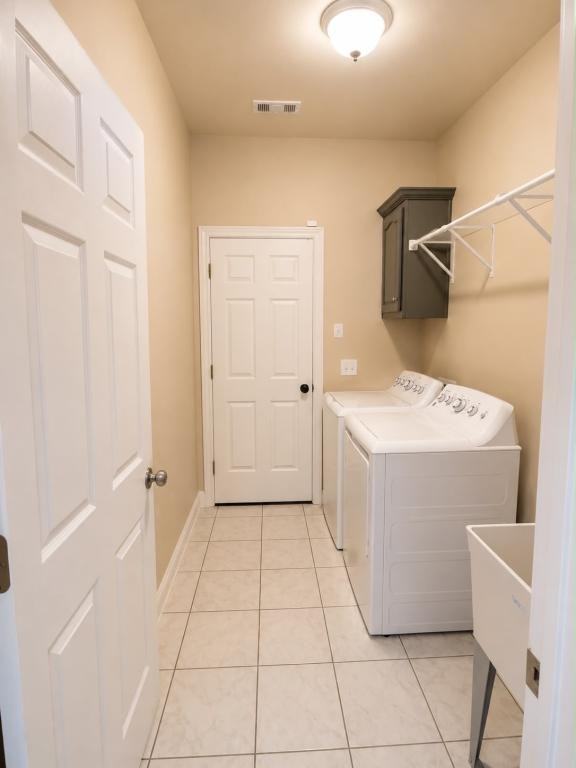 1208 N 22nd Pl - Photo 6 of 15