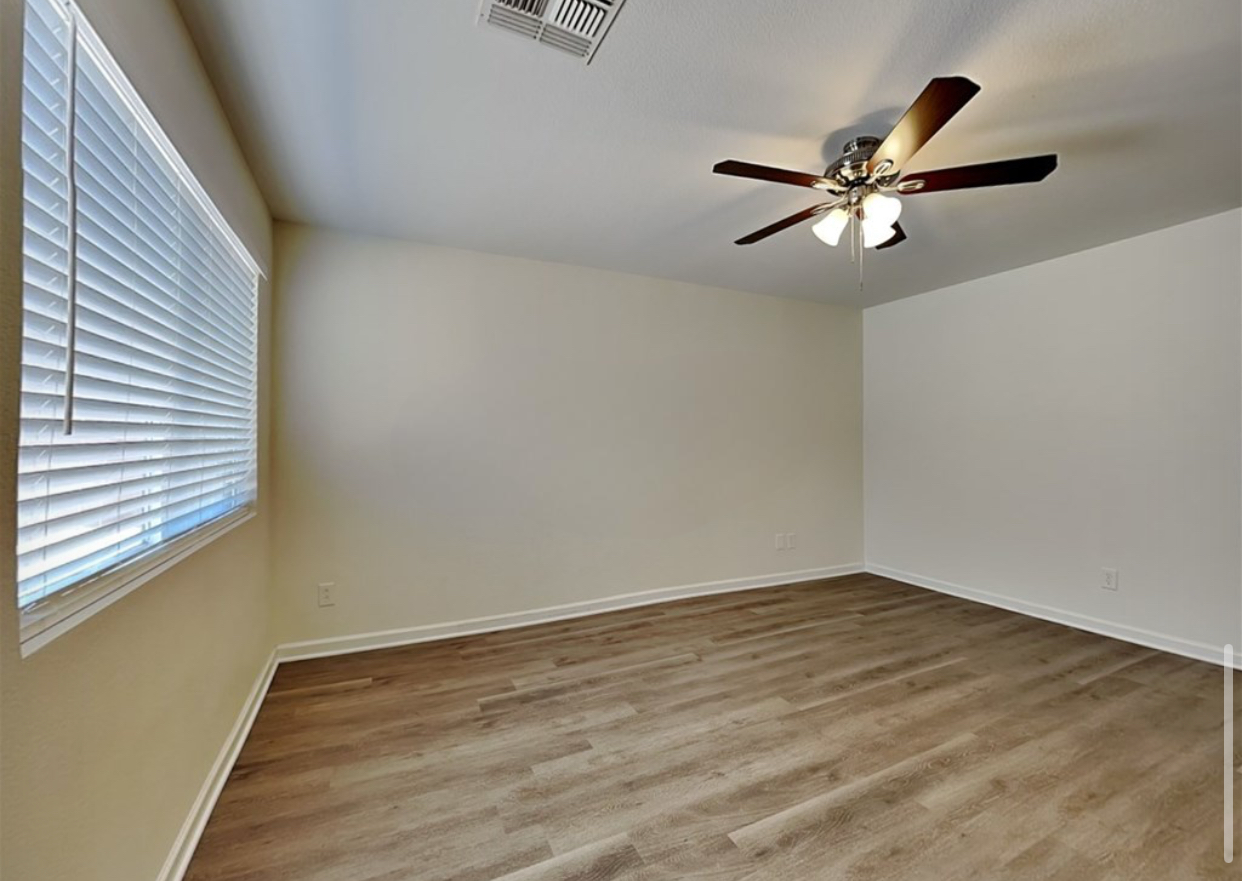14600 North 154th Avenue - Photo 5 of 6