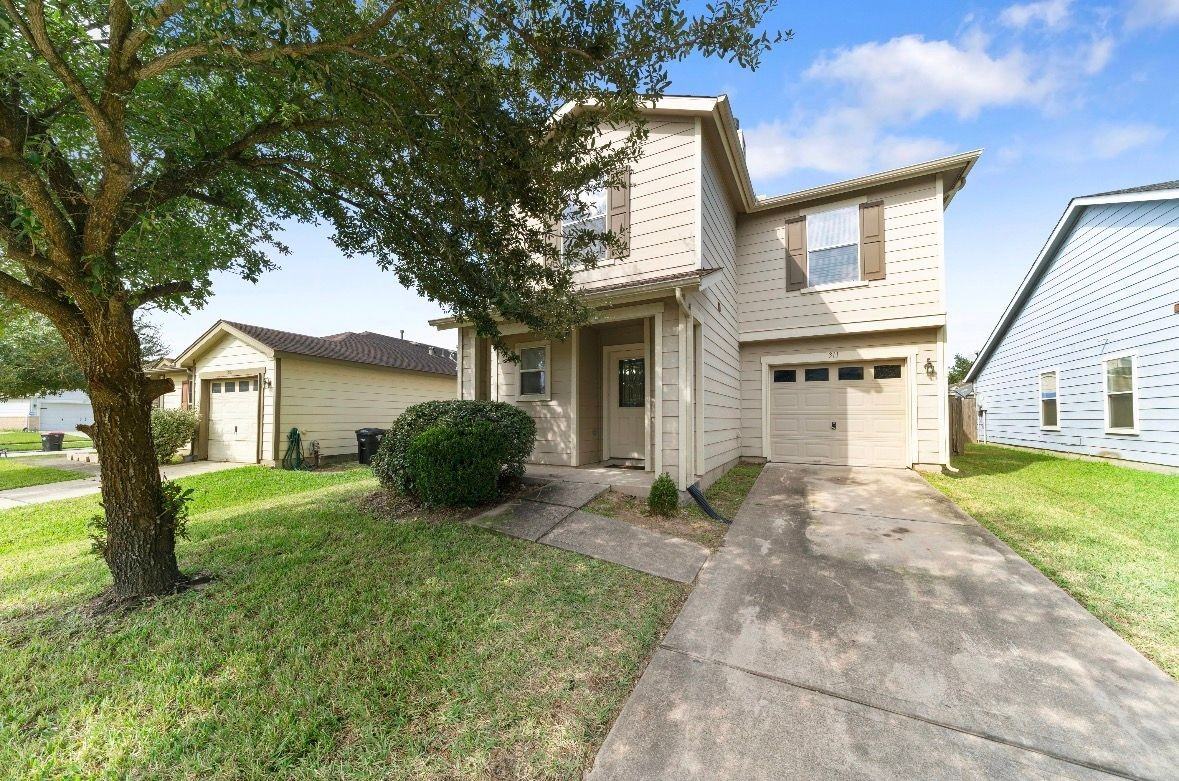 311 Remington Creek Dr - Photo 3 of 6