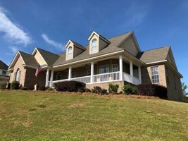 featured image of 169 Forest Hill Rd