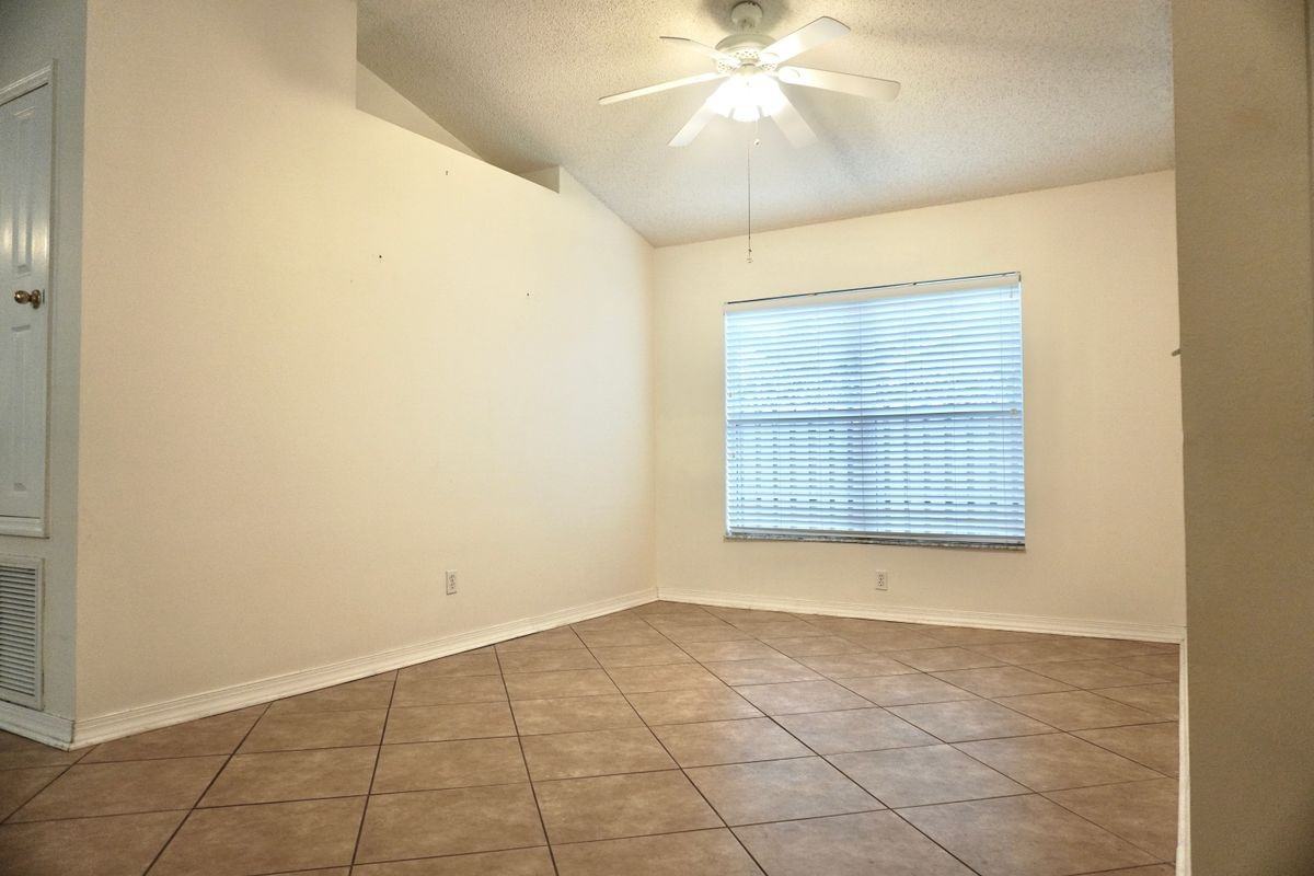3817 La Flor Dr - Photo 7 of 10