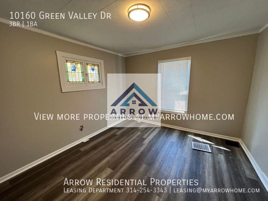 10160 Green Valley Dr - Photo 3 of 13